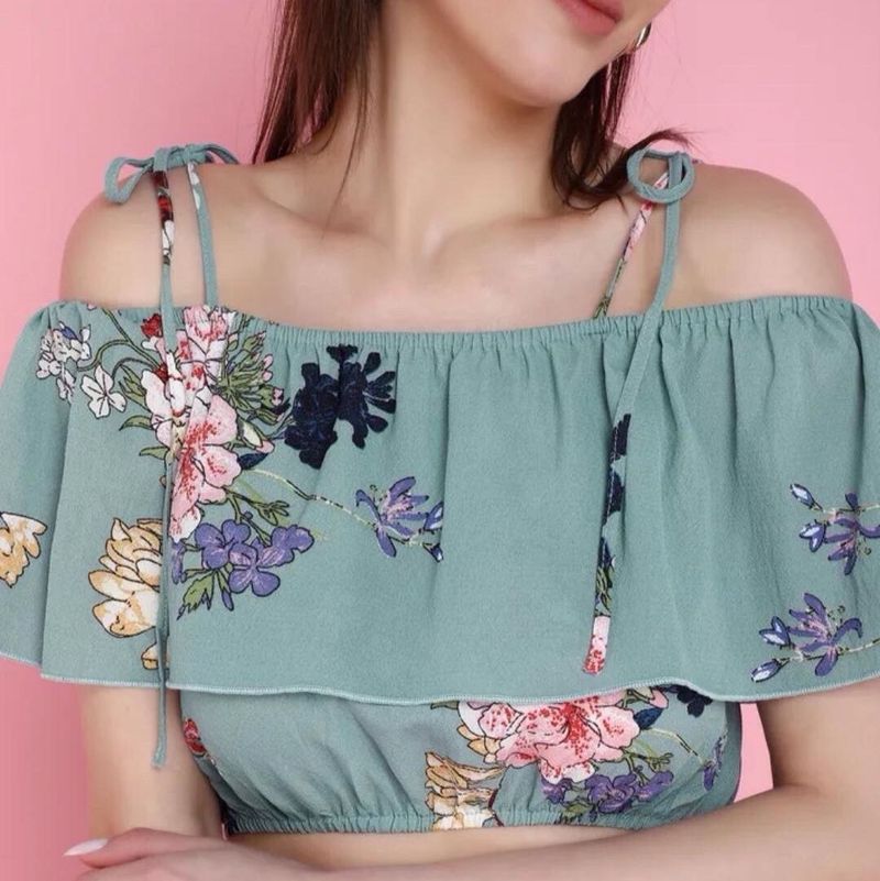 🪻Floral Off-Shoulder Crop Top