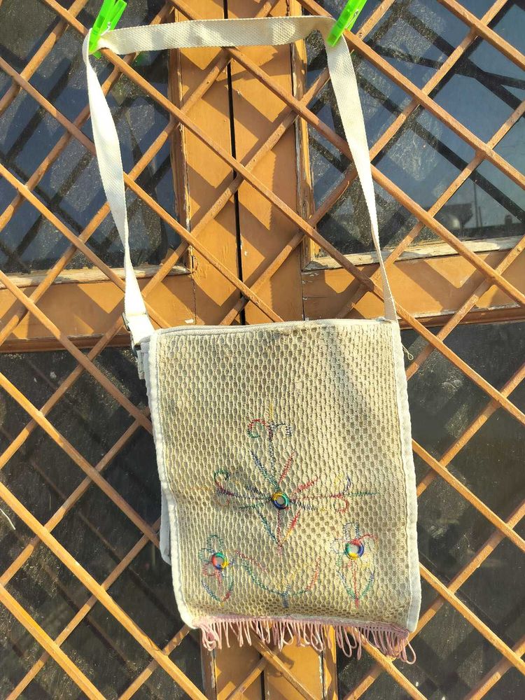🌻Handmade Embroidered Sling Bag