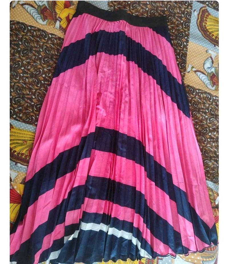 Pink &amp; Navy Striped Pleated Skirt