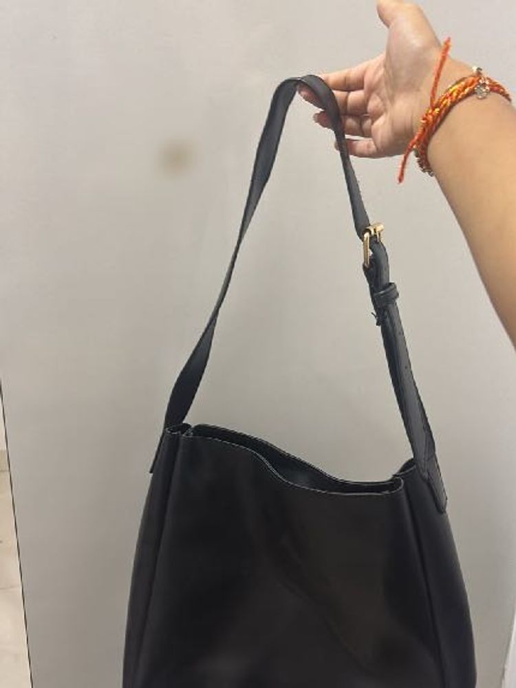 Chic Black Shoulder Bag