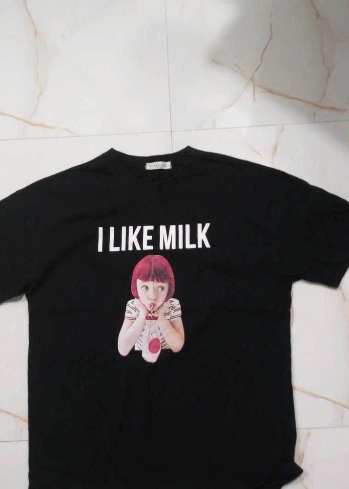 Black Graphic Tee "I Like Milk"
