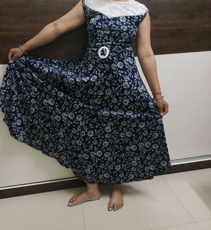 Beautiful long dress xl size