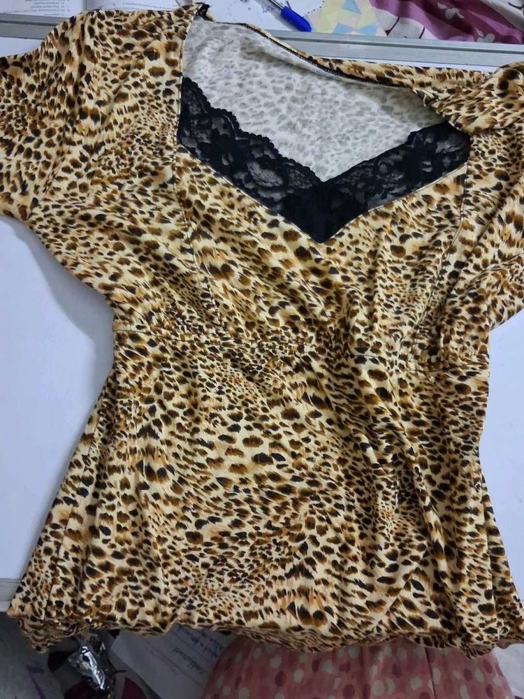 Leopard Print Lace Trim Top