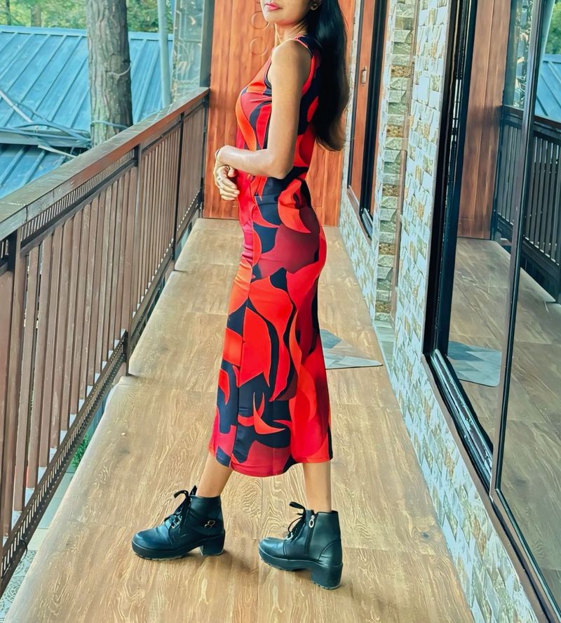 Red &amp; Black Midi Dress