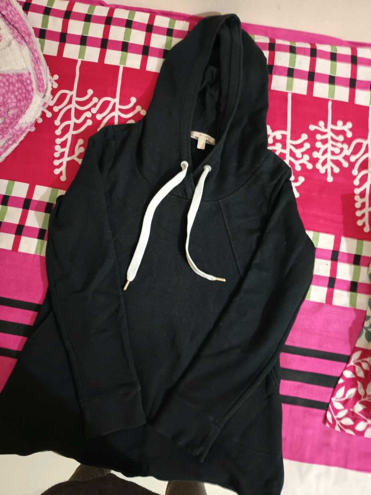 Clearence sale 🔴Black Hoodie with Drawstrings