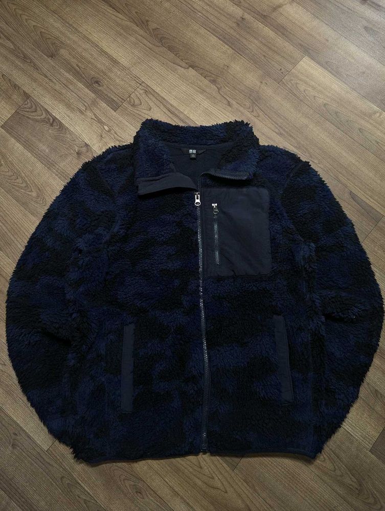 Uniqlo Fleece Jacket unisex
