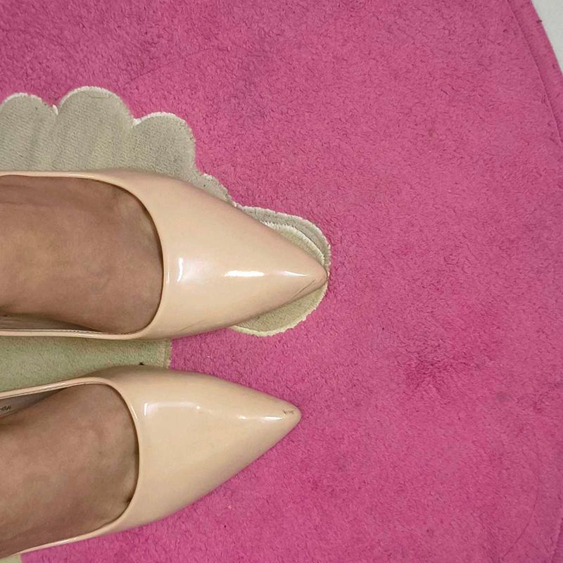 Stylish Pointed Toe Heels