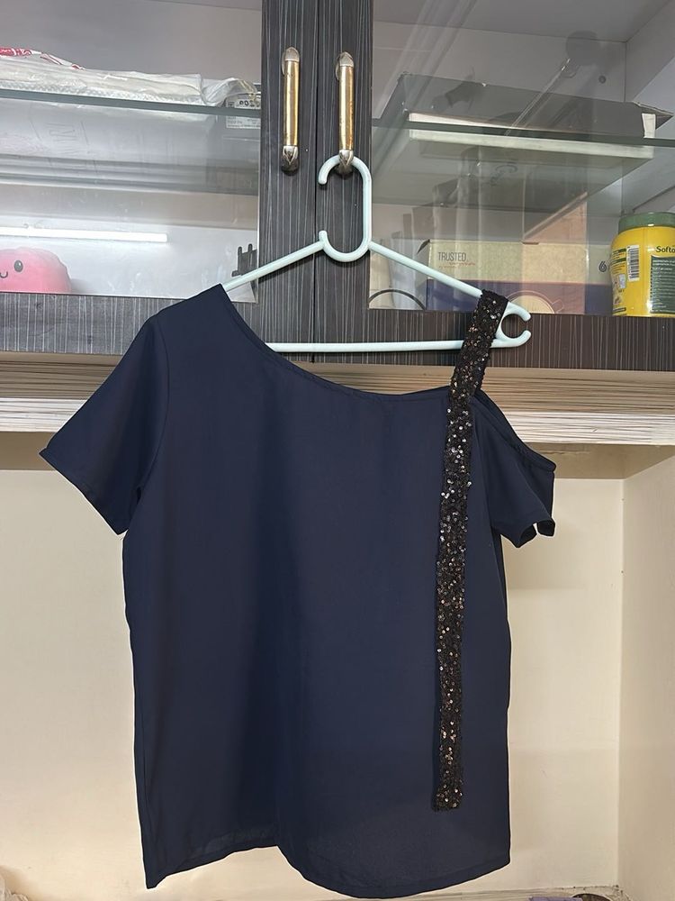 Stylish One-Shoulder Top