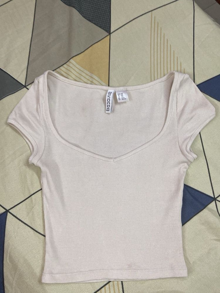 Ribbed V-Neck Crop Top