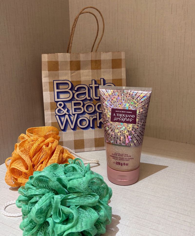 B&amp;BW Body Scrub &amp; Loofah (pack of 2)