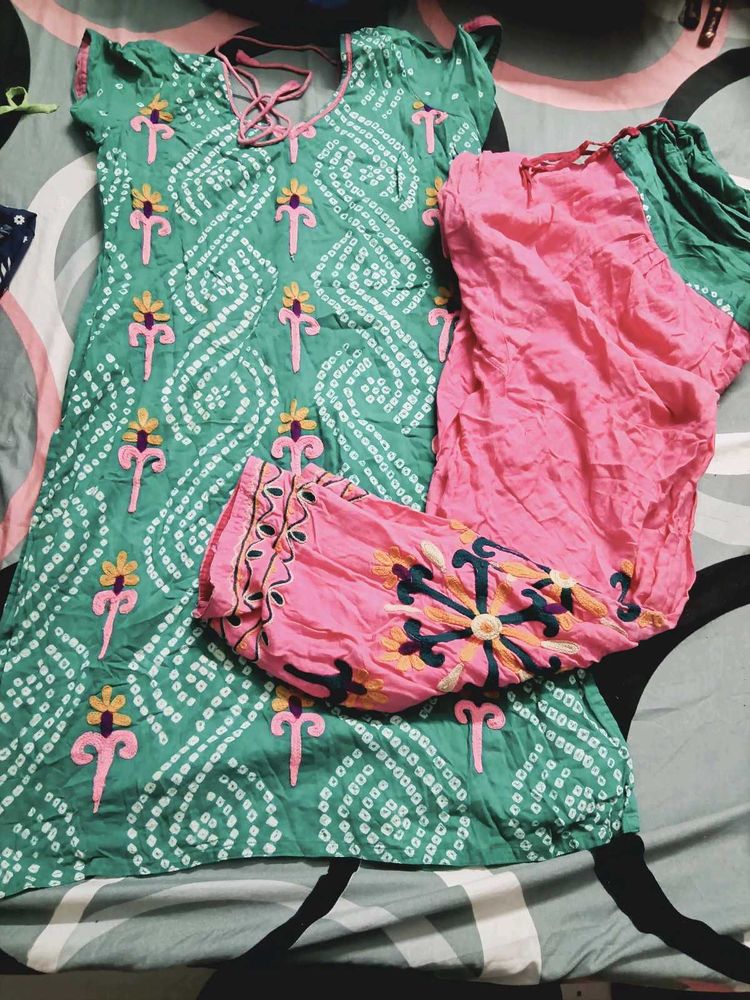 Green &amp; Pink Kurta Set