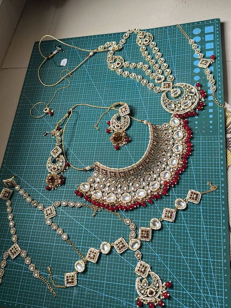 Exquisite Bridal Jewellery Set
