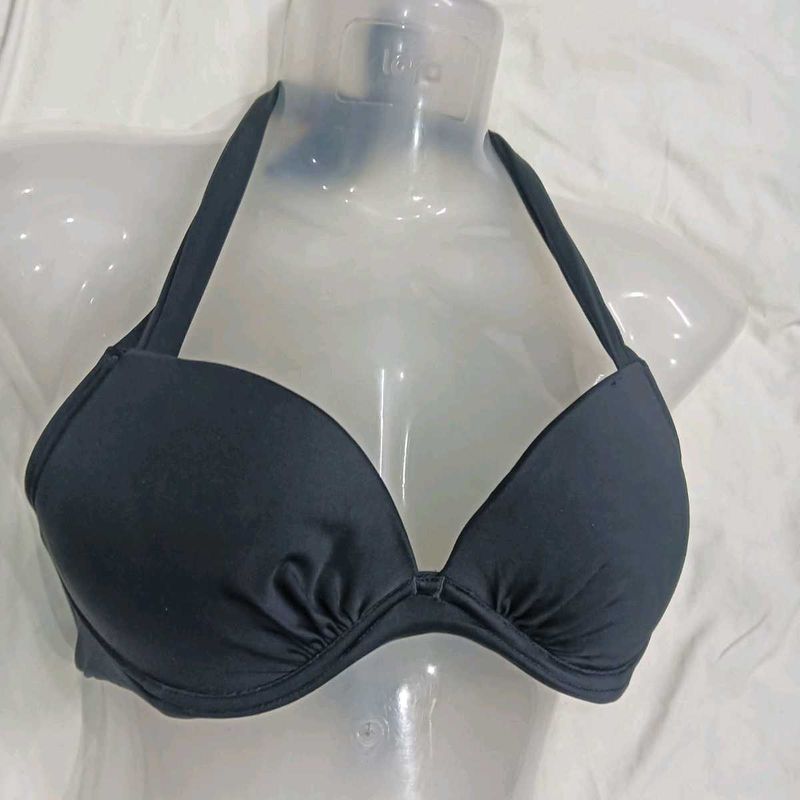 🪔 Classic Black Bikini Top