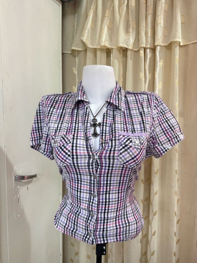 Cute Plaid Button-Up Shirt