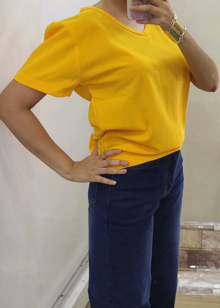 Calvin Klein Bright Yellow V-Neck Tee - L