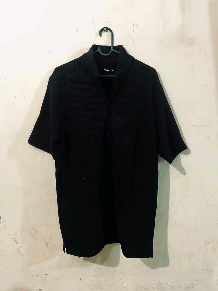 Classic Black Short Sleeve Button-Up Shirt
