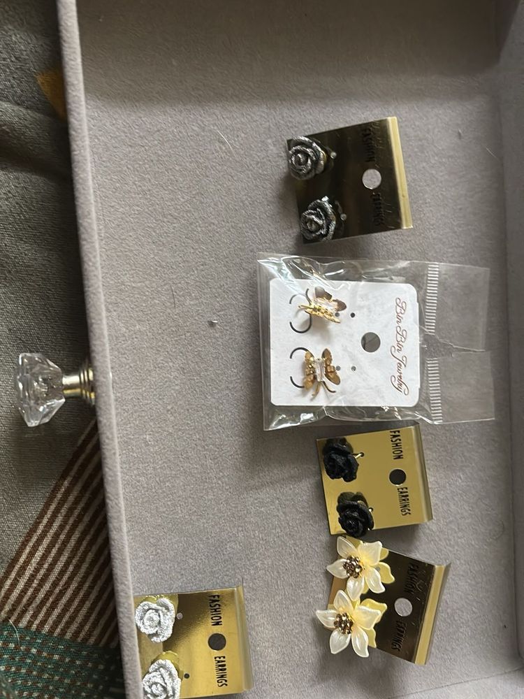 Assorted Fashion Earrings Set