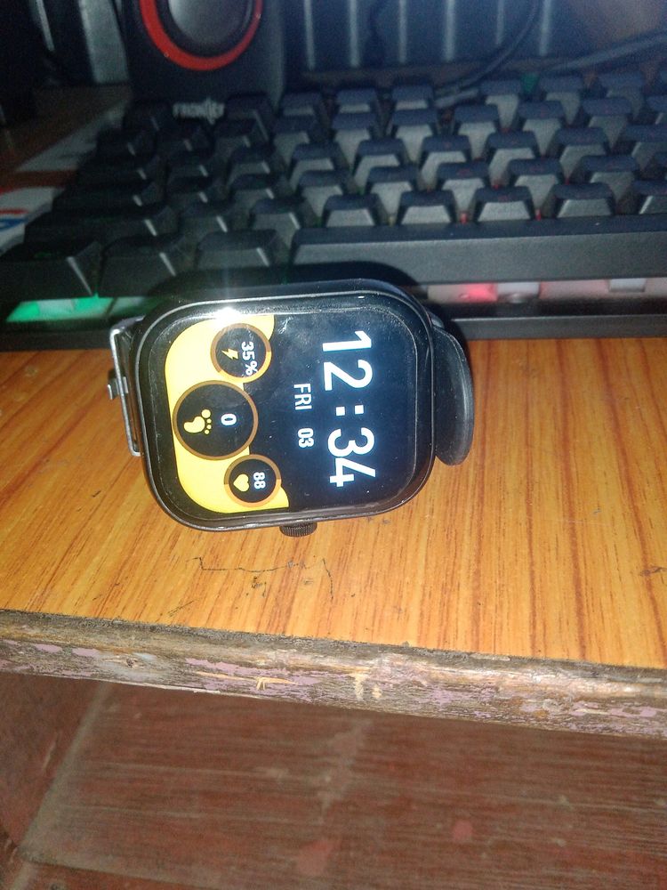Boat Smart Watch