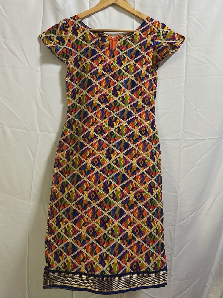 Vibrant Geometric Print Kurta