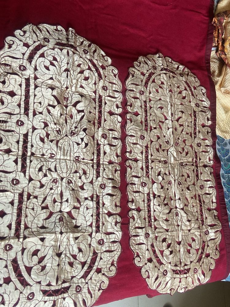 Center Table Throw (Lucknow)