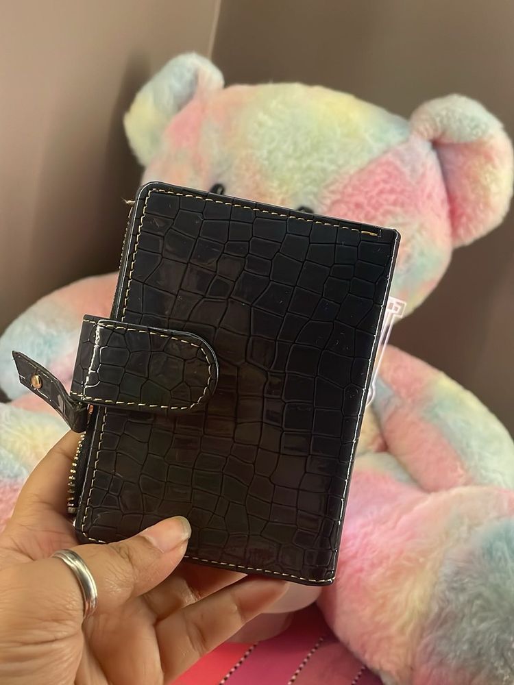 Chic Black Croc Wallet