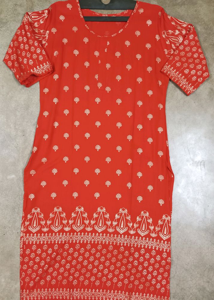 New Kurti With Beautiful Print