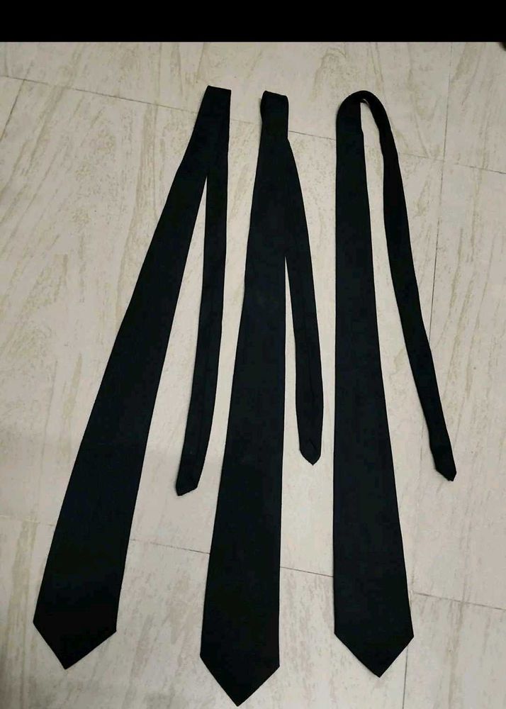 Classic Black Ties Set