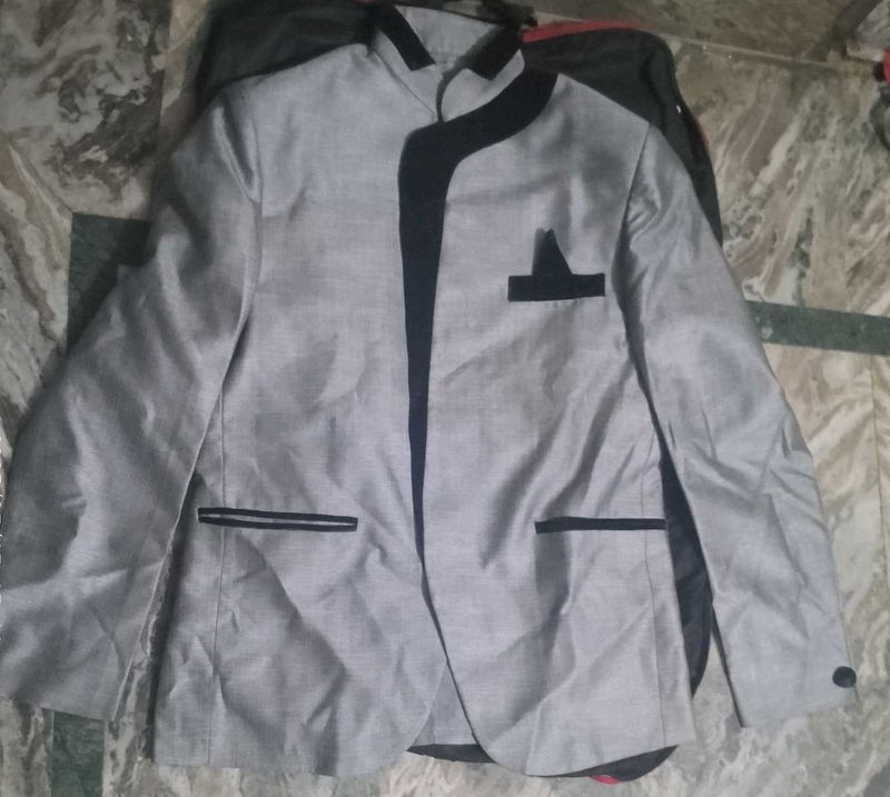 Trending Collar Blazer