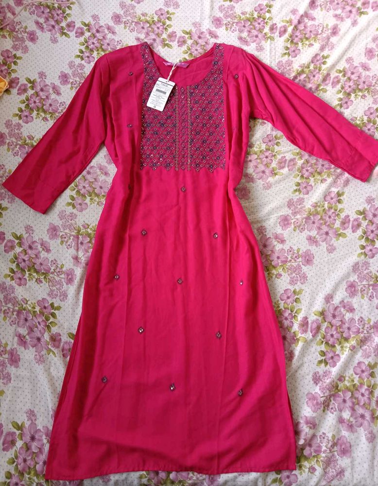 Vibrant Pink Embellished Kurta