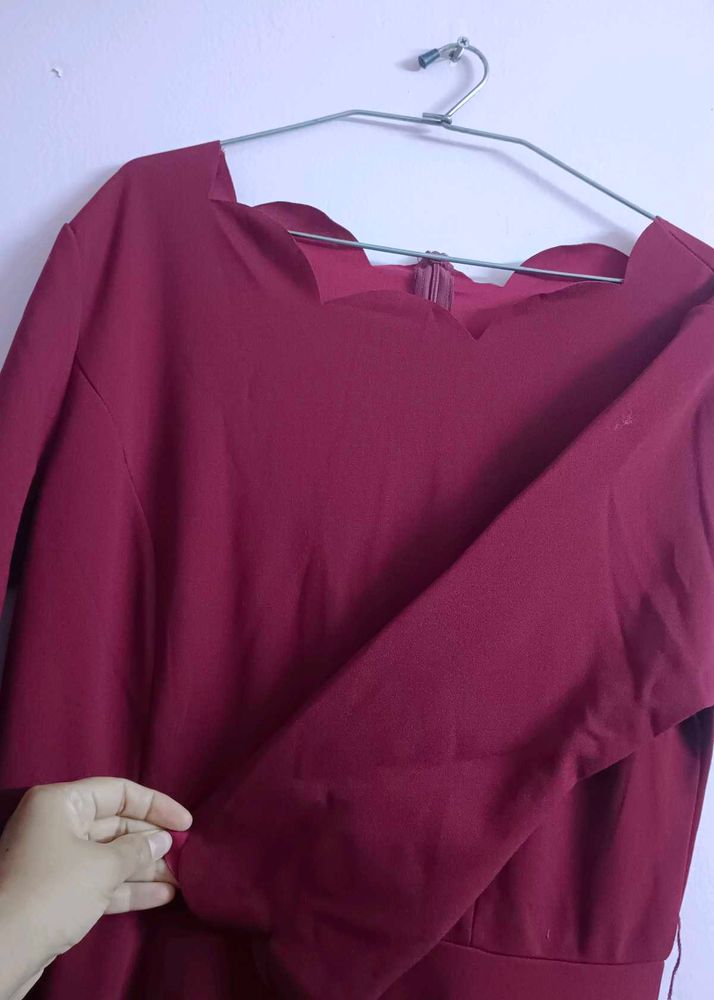 Chic Maroon Scalloped Neck Dress