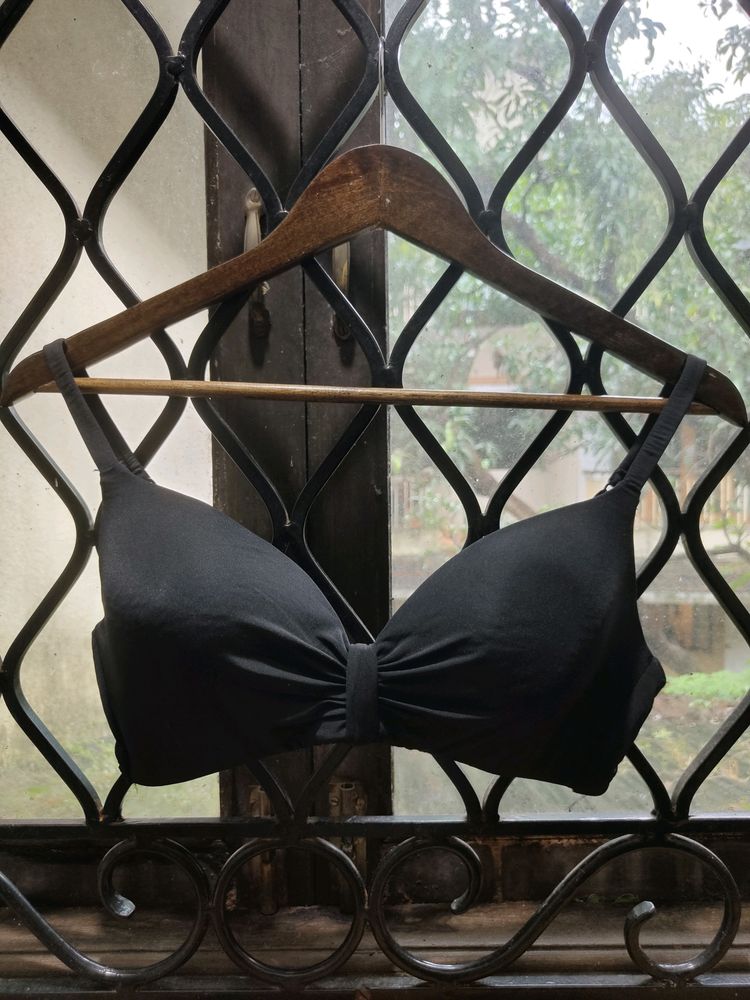 Black Knotted Bikini Top/Bra Lightly Padded
