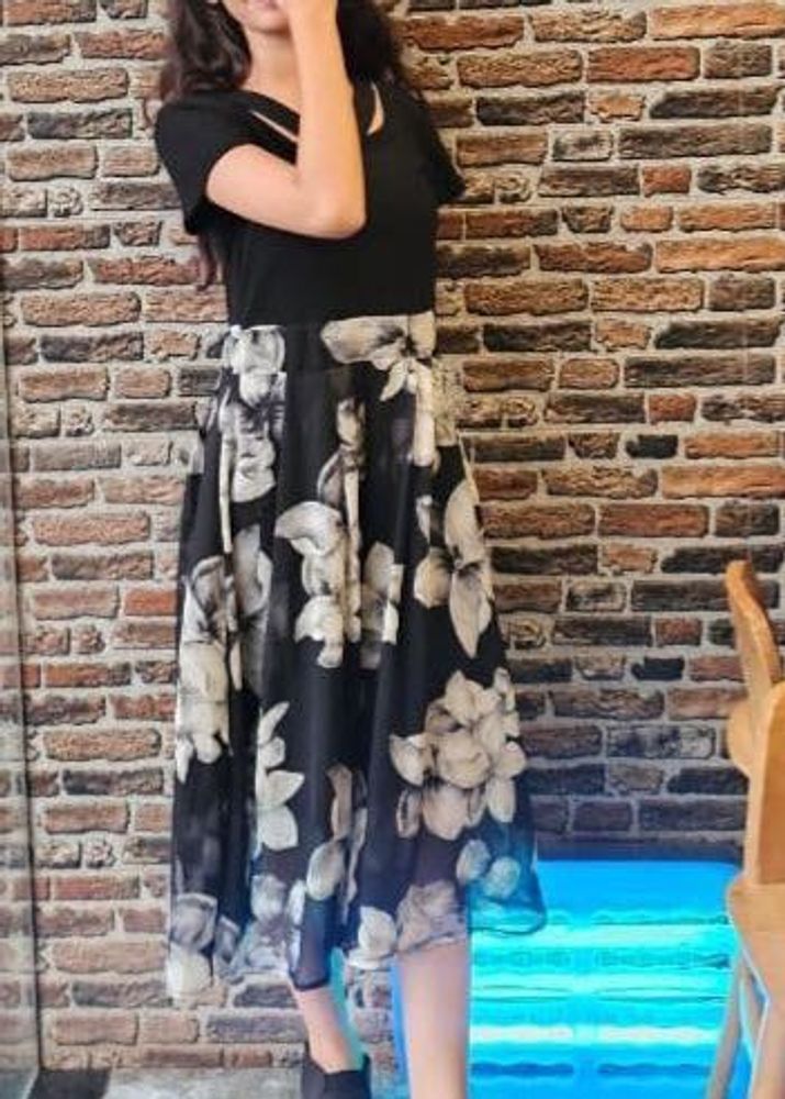 Chic Floral Print Midi Dress