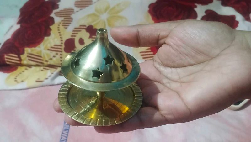 Brass peepak