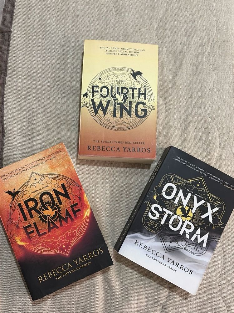 Fourth Wing, Iron Flame, Onyx Storm Book Set