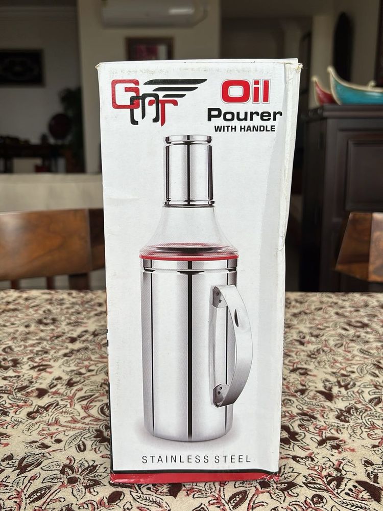 Stainless Steel Oil Pourer with Handle