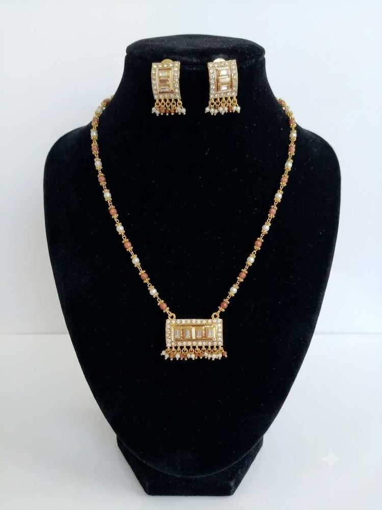 Elegant Necklace &amp; Earring Set