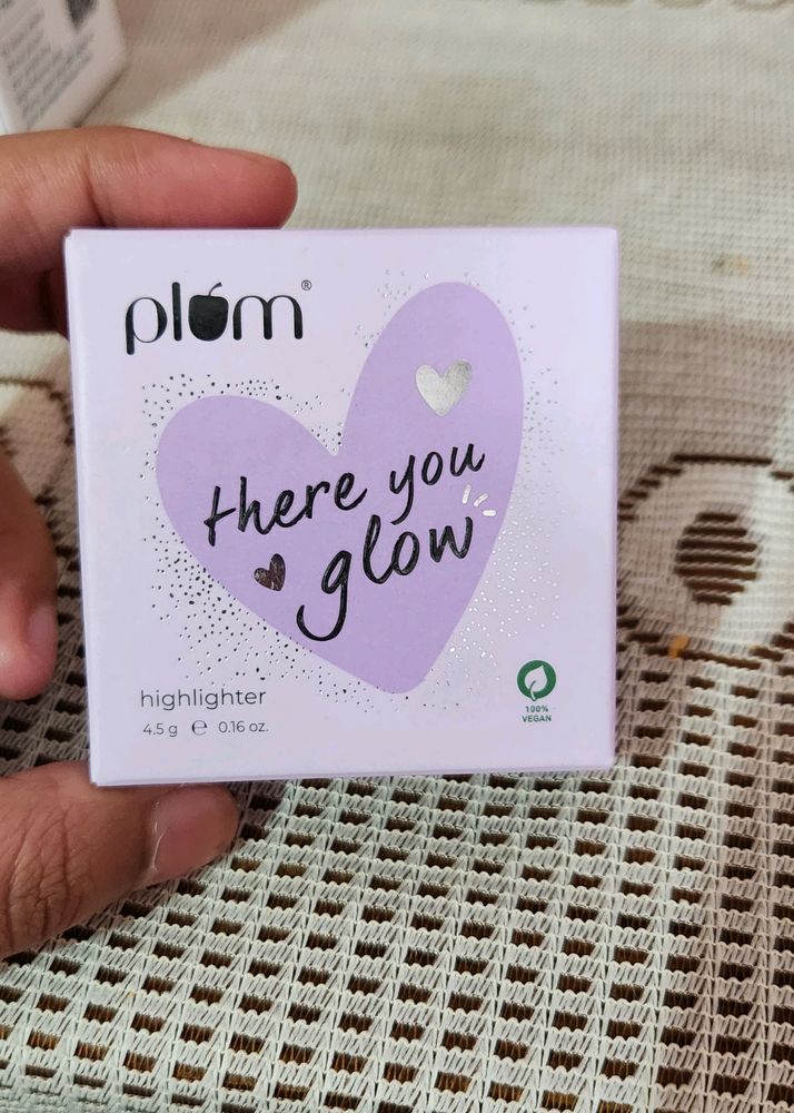 Plum Goodness Highlighter 121 Champagne Pearl