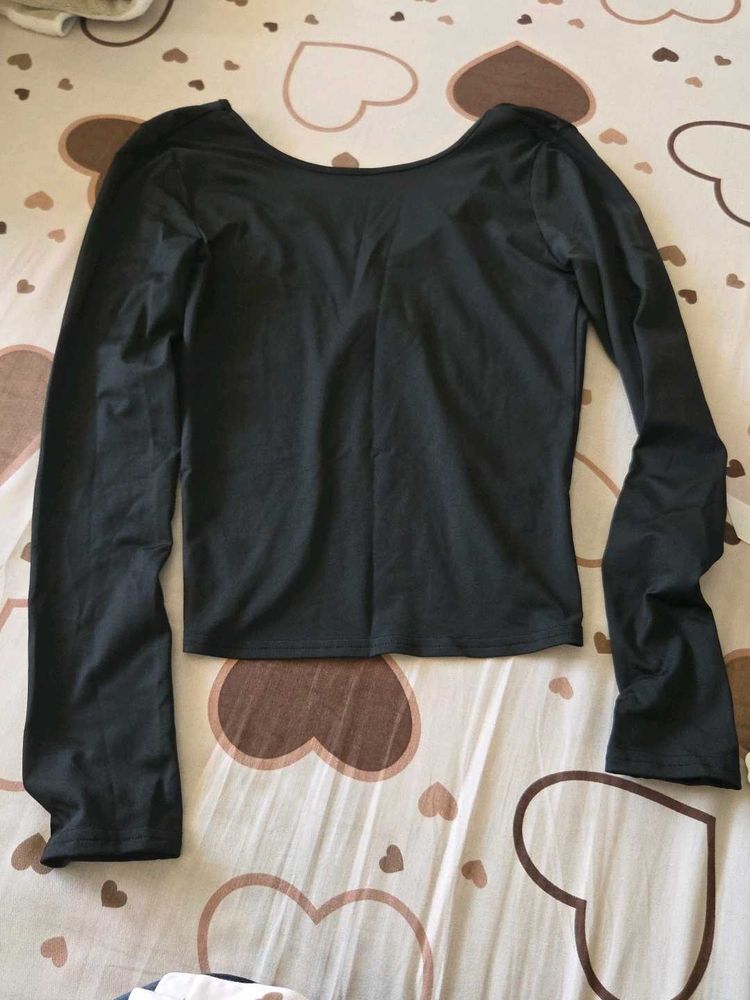 NEWME Black Long Sleeve Top