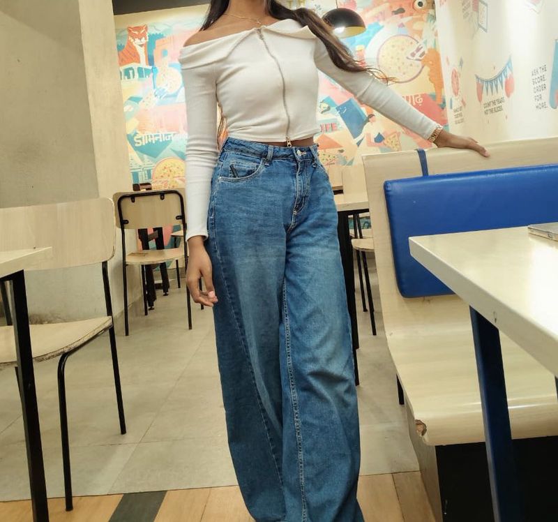 Off-Shoulder Zipper Top