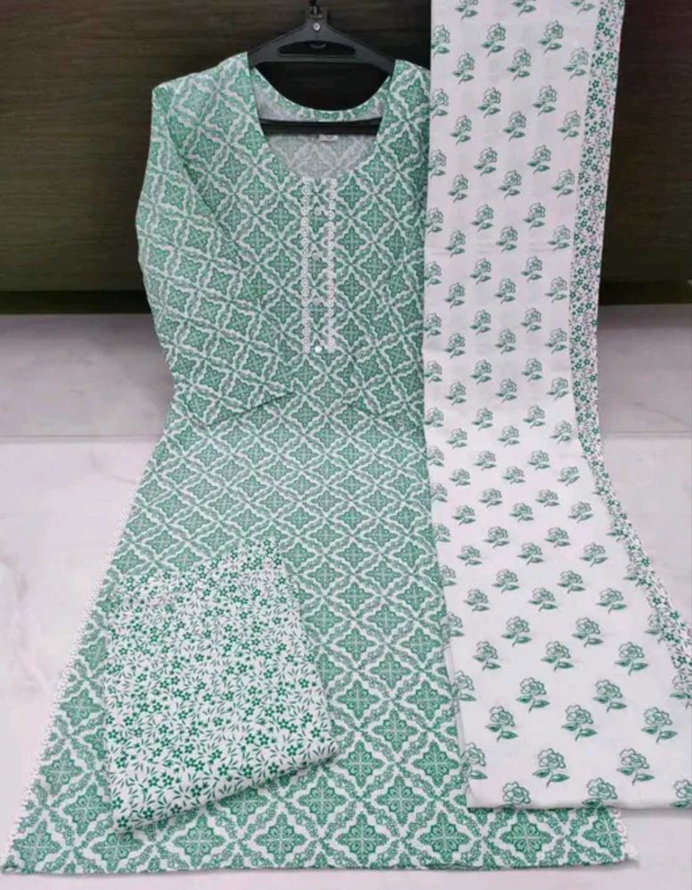 Elegant Green Floral Kurta Set