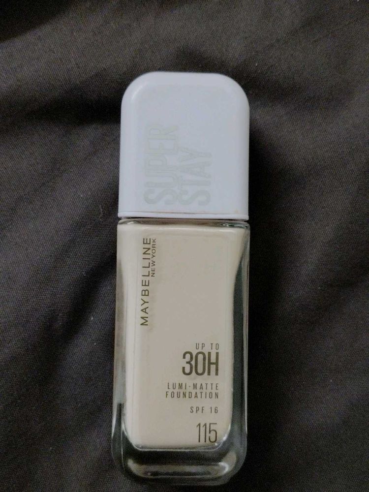 (shade 115) Maybelline Super Stay Lumi-Matte Found