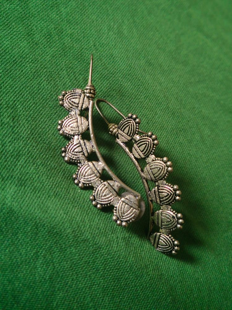 SILVER OXIDISED EARCUFFS