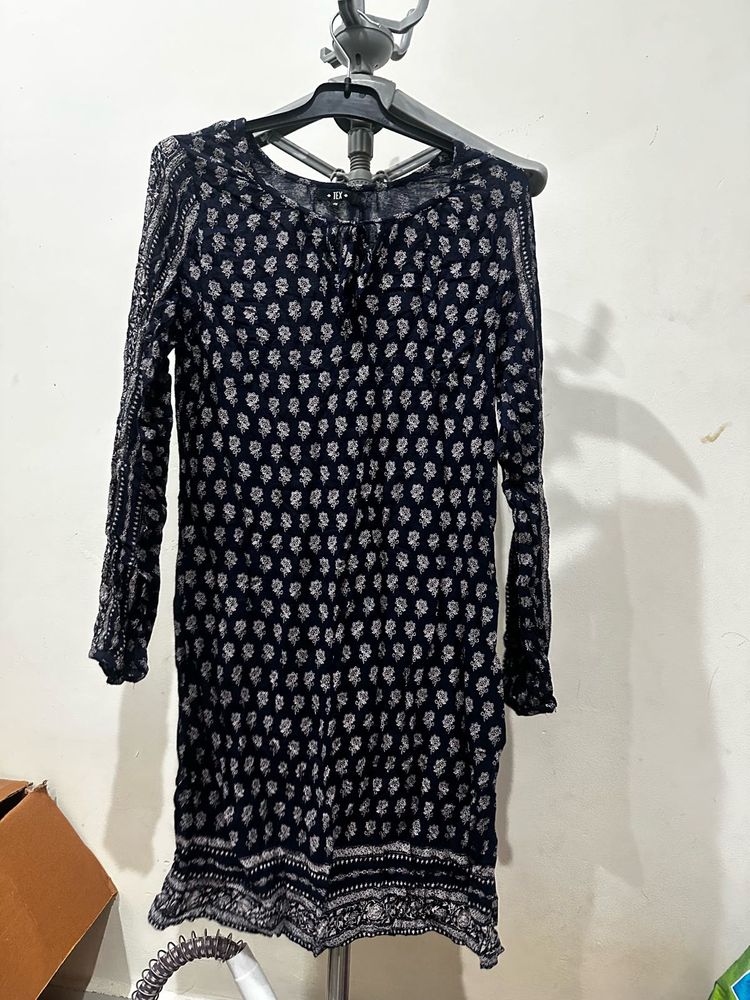 Chic Navy Floral Print Mini Dress