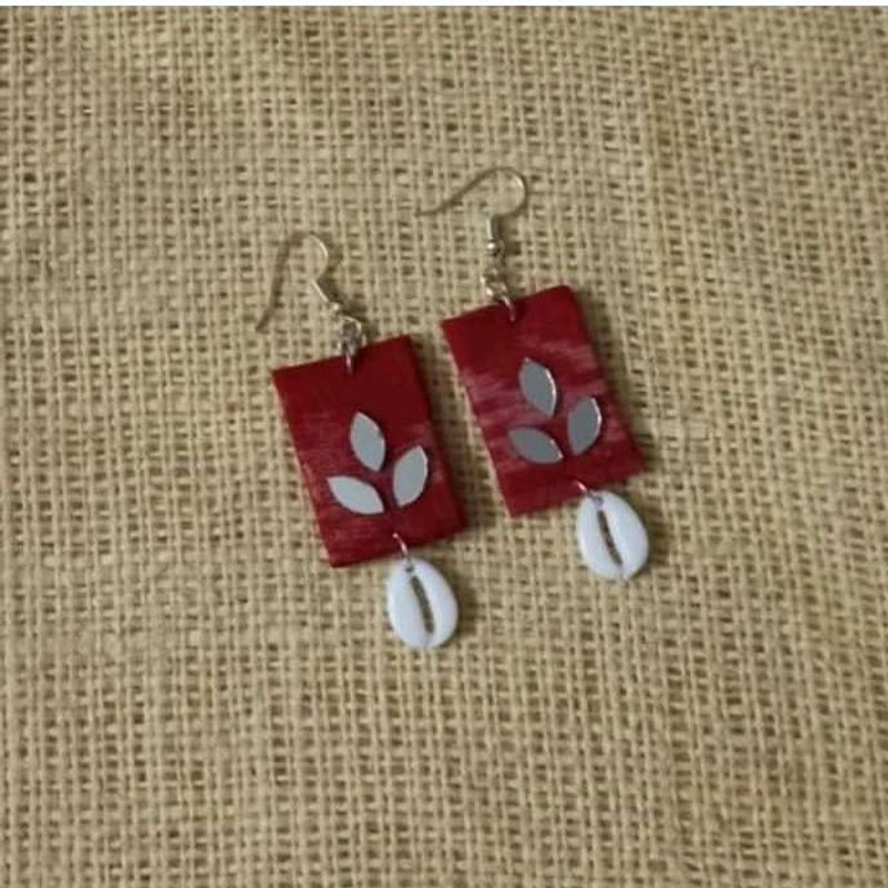 Boho Red Leaf Cowrie Shell Earrings