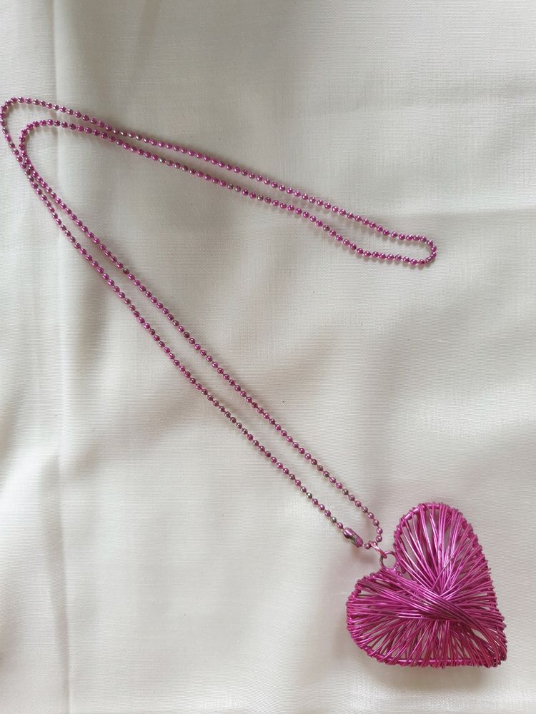 Pink Heart Wire Pendant Necklace