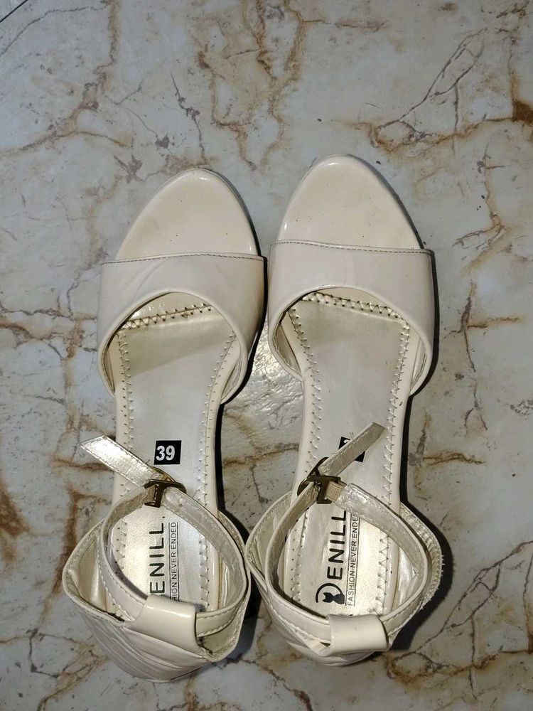 Stylish Cream Heels with Ankle Strap