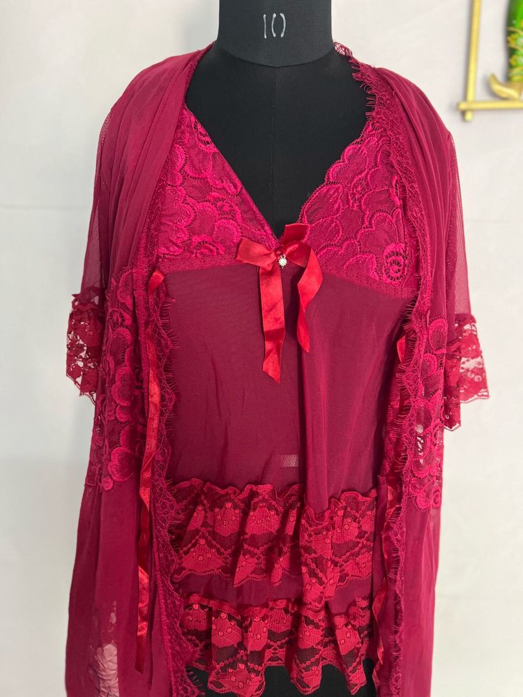 Elegant Burgundy Lace Nightgown Set