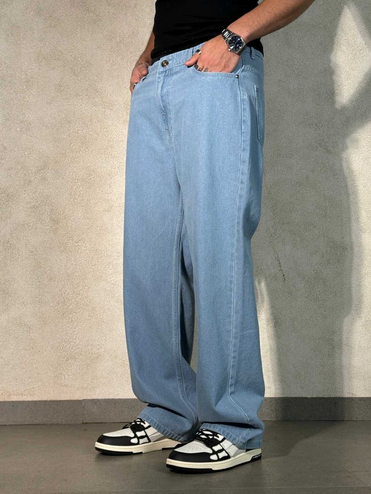 vintage 1990's Baggy Light Wash Jeans