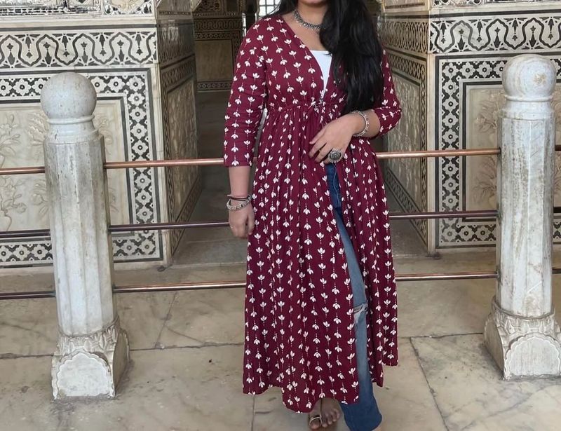 Maroon Printed shrug