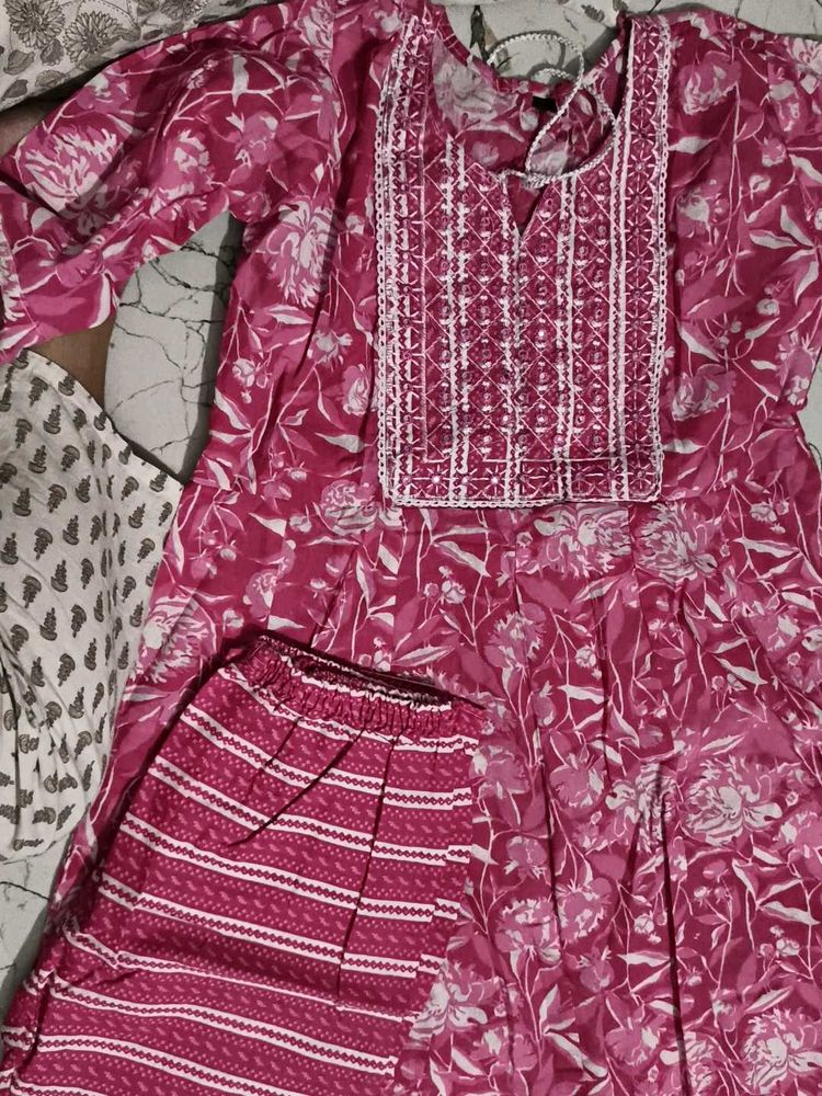 Beautiful Pink Floral Kurta Set